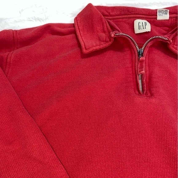 GAP Vintage 1980s Women’s Red Halfway Zip Collared Pullover in Size Large - Picture 15 of 16
